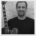 Marco Prado professor de guitarra e violão em são paulo